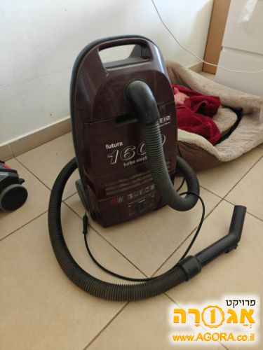 שואב אבק EIO
