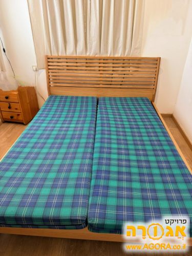 2 מזרנים במצב טוב