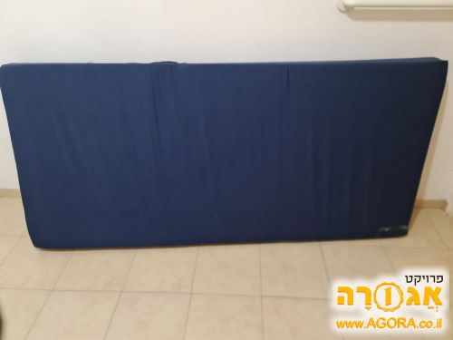 מזרן יחיד