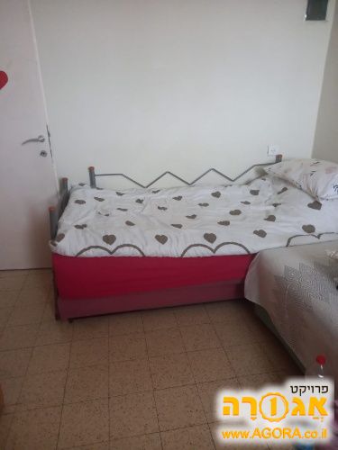 מיטת נוער