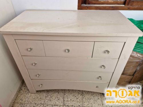 שידת החתלה
