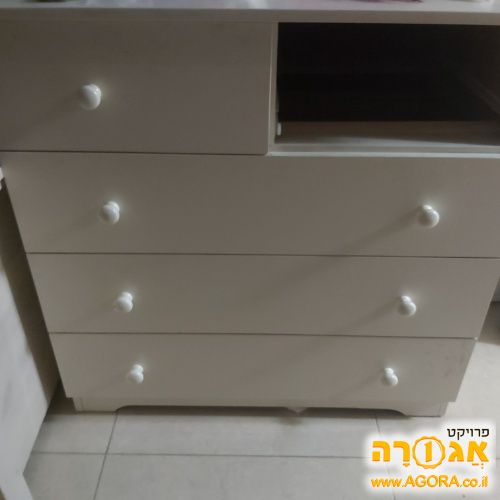 שידת מגירות