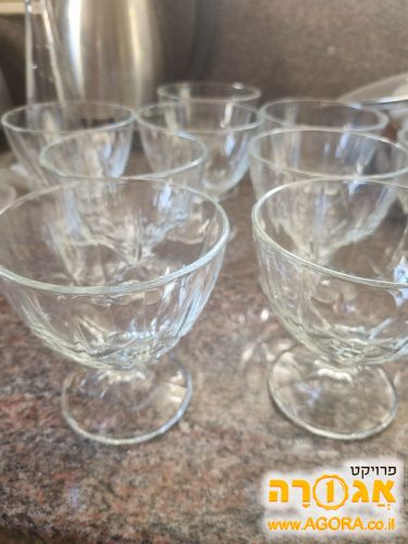 קערות זכוכית בינוניות