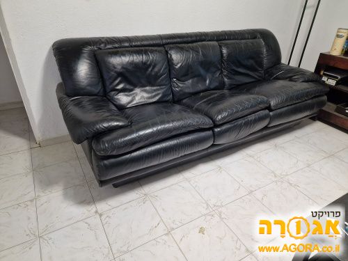 סלון עור, בצבע שחור 2+3