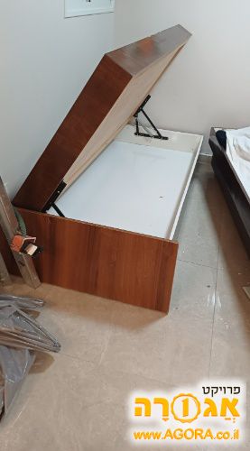 בסיסי מיטות חדר שינה