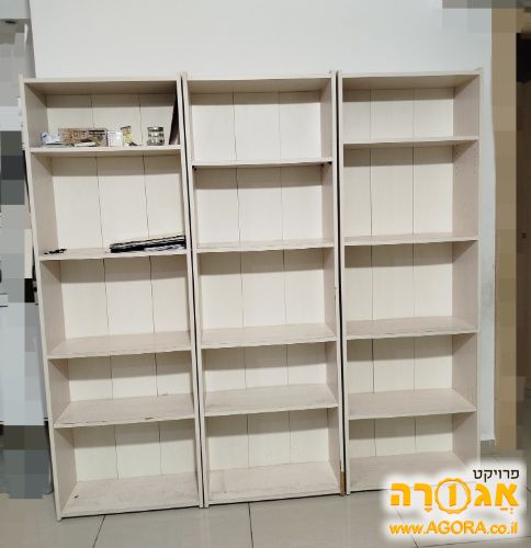3 כונניות ספרים