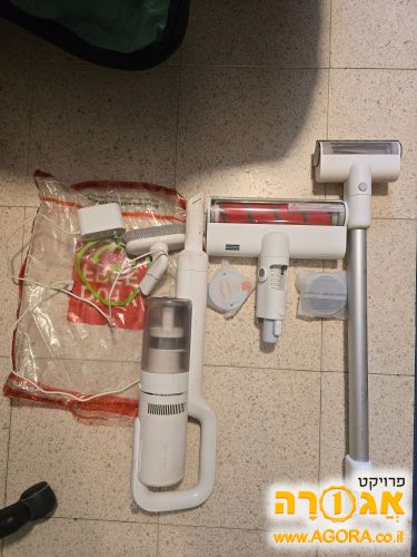 שואב נטען עם אביזרים