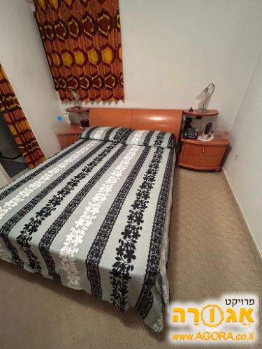 מיטה זוגית