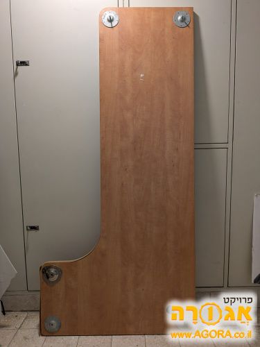 פלטת שולחן פינתי