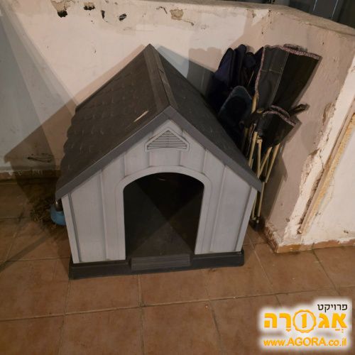 מלונה