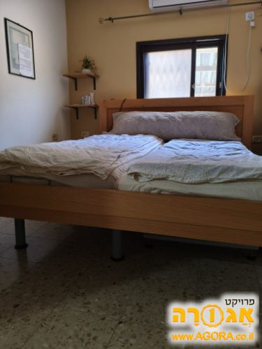 מיטה זוגית מתכווננת