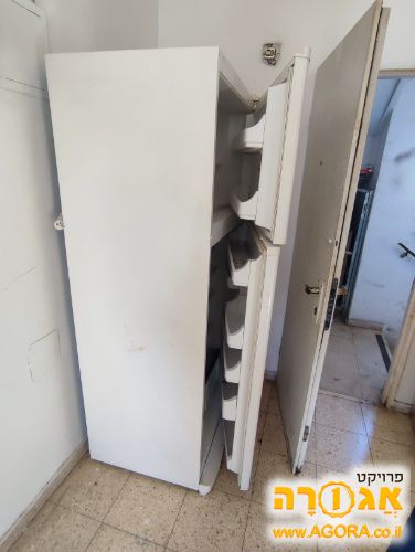 מקרר 400 ליטר מתוצרת גרץ. עובד מצויין