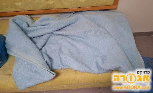 שמיכה חורפית במצב טוב