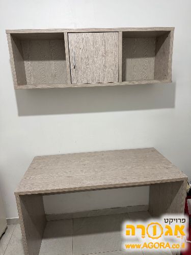 כוורת שולחן כתיבה