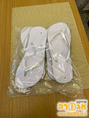 כפכפי פלסטיק חדשים 2 זוגות מידה 36