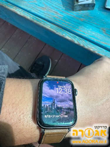 שעון אפל