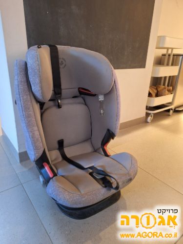 כיסאות בטיחות
