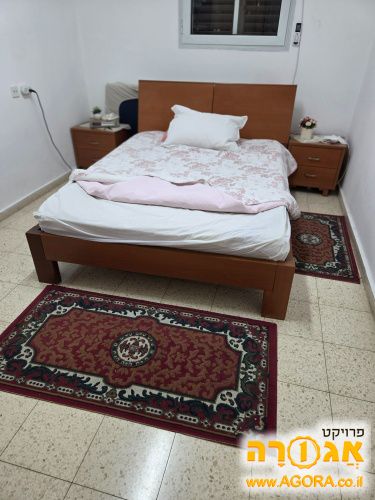 מיטה זוגית+מזרן+שידות