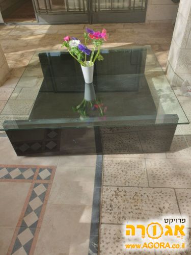 שולחן סלוני