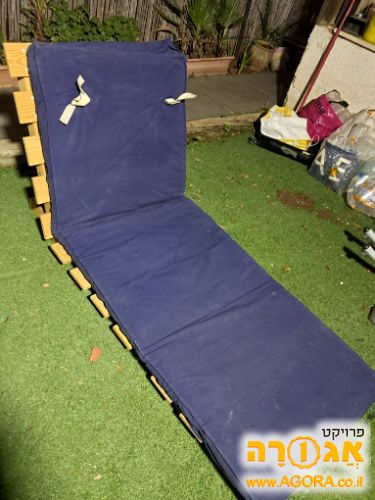 מיטת טיולים מתקפלת