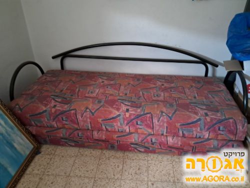 מיטה נפתחת