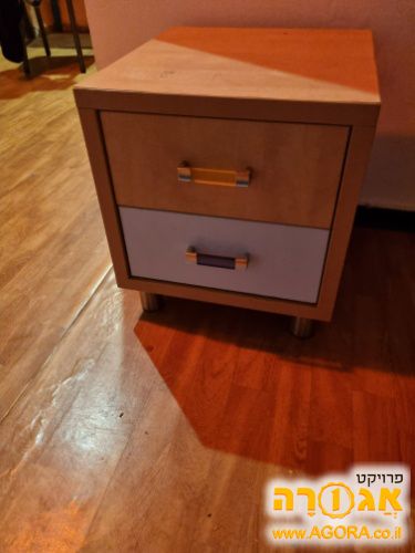 שידה צד קטנה🗄