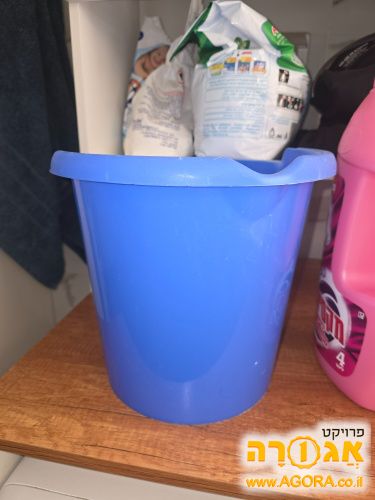 דלי מים