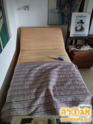 מיטה מתכווננת חשמלית יחיד בקבוץ נחשון