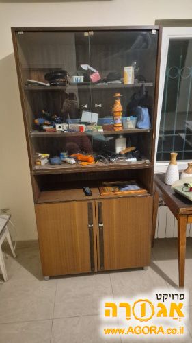ארון + דלתות זכוכית