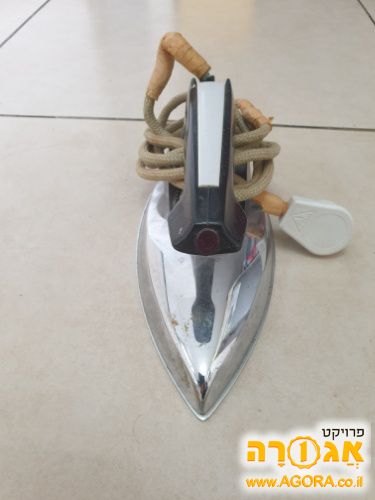 מגהץ