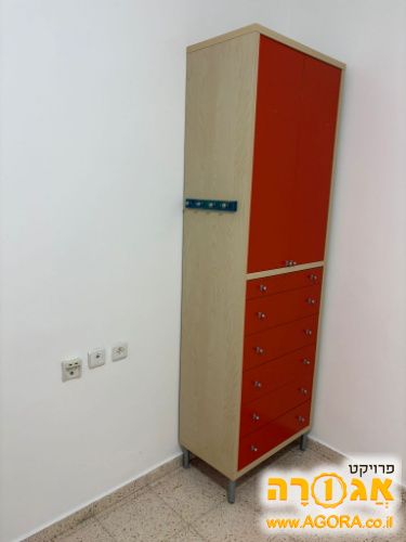 ארון אחסון לחדר שינה