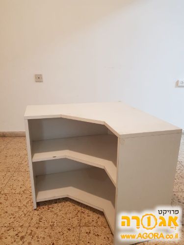 ארון פינתי למסירה מרעננה