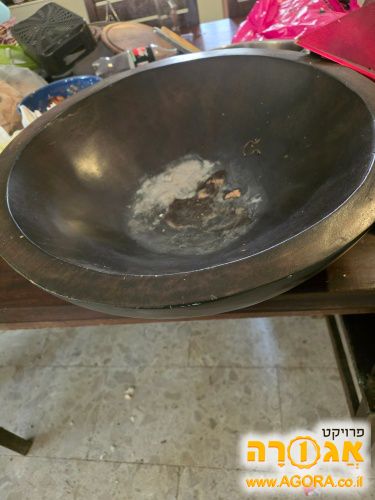 קערת עץ גדולה מאוד