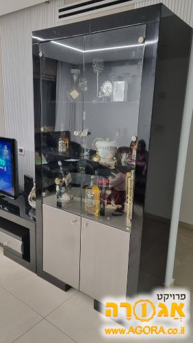 מזנון וויטרינה