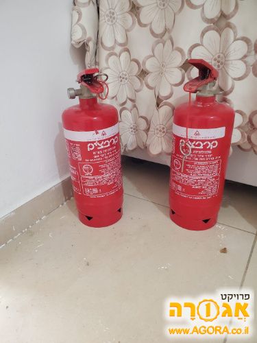 שני מטפים