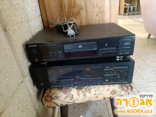 נגן דיסקים ונגן קסטות מוסיקה