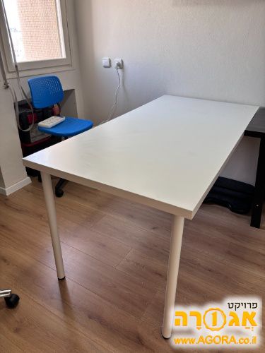 שולחן משרדי