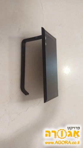 מתקן לנייר טואלט