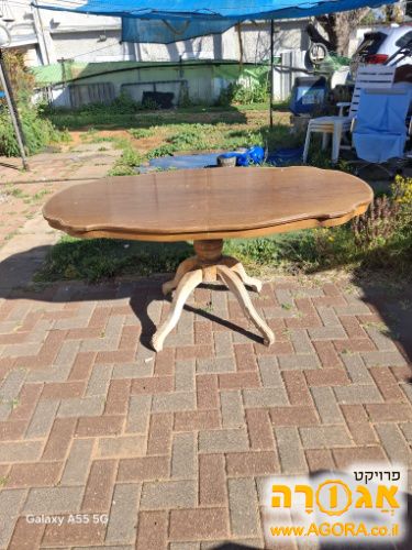 שולחן
