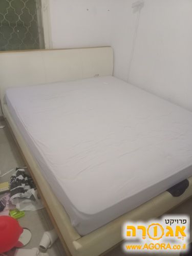 מיטה זוגית