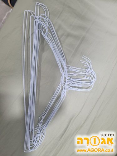 קולבים מתכת לבן