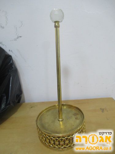 מעמד נייר מגבת