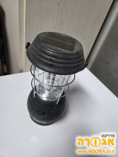 פנס גדול עם טעינה סולרית