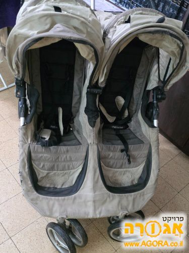 עגלת תאומים