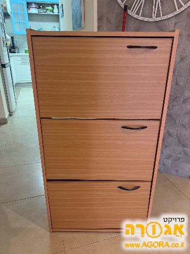 ארונית נעלים