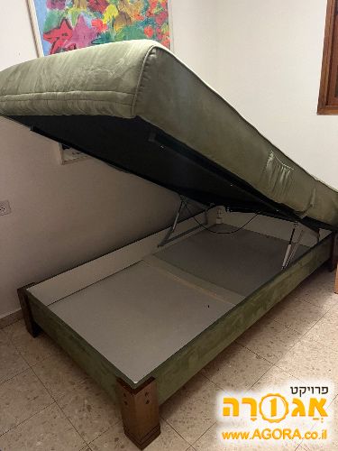 מיטה וחצי עם ארגז מצעים