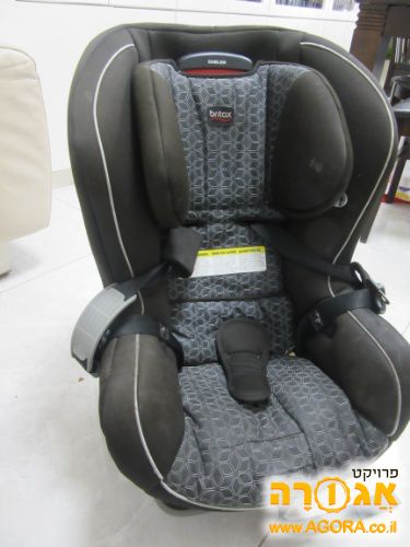כסא תינוק לרכב