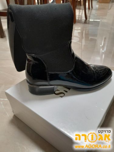 מגפי נשים/ נערות