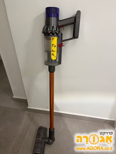שואב אבק דייסון V8