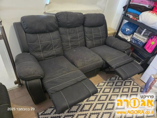 ספת עור עם ריקליינרים